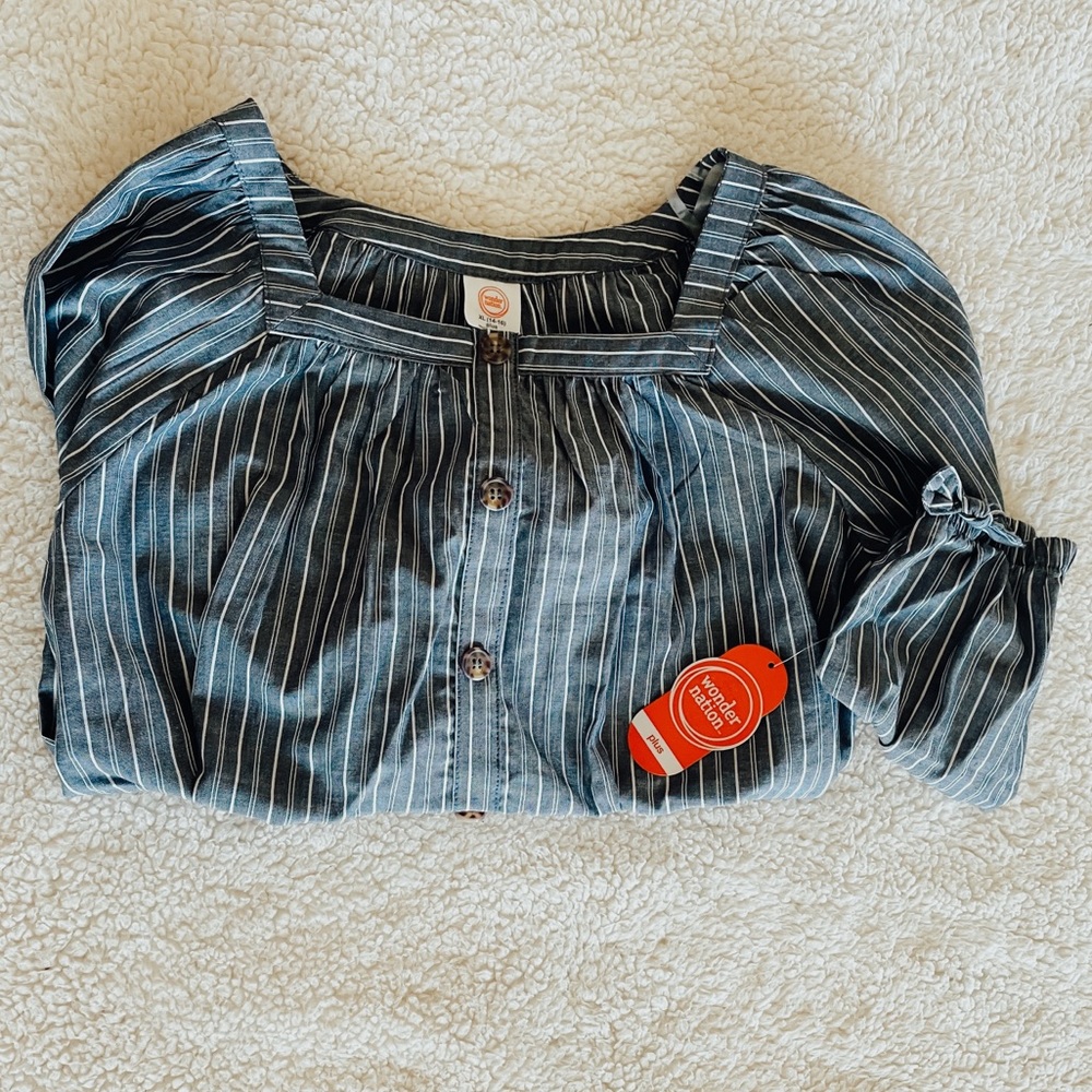 •Cute shirt•